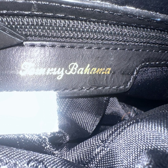 Tommy Bahama EL Roble Distressed Black Leather Studded Slim Crossbody 10x10x1.25 - Picture 8 of 11